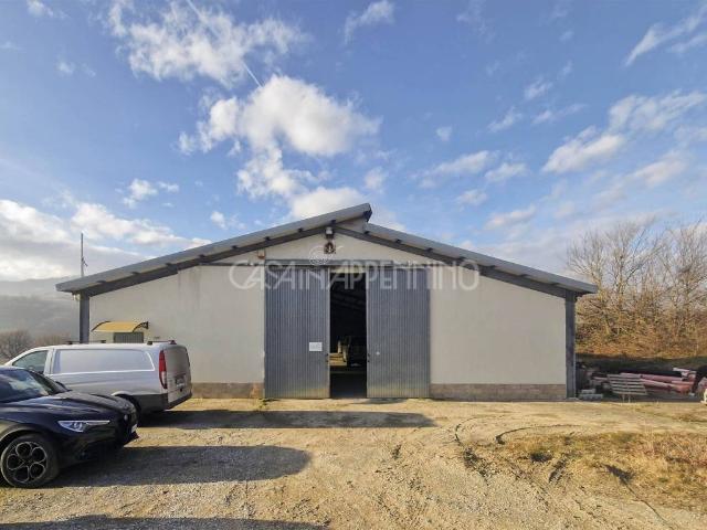 Locale Commerciale in vendita a Unione dei comuni del Distretto Ceramico, Prignano Sulla Secchia