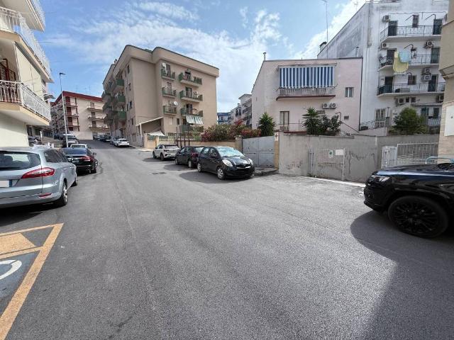 Locale Commerciale in vendita a Putignano, Bari