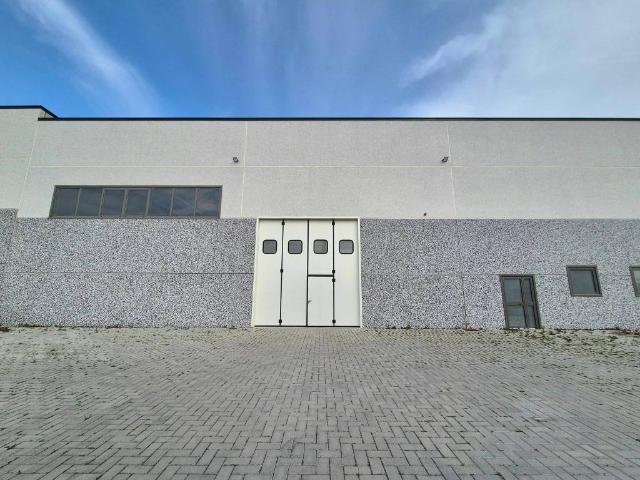 Locale Commerciale in vendita a Quarrata, Toscana
