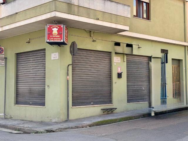 Locale Commerciale in vendita a Funtan'e Ortus, Quartu Sant'elena