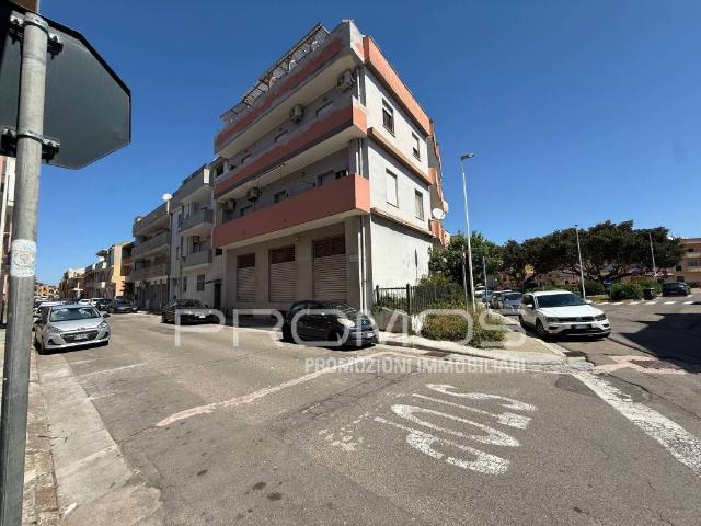 Locale Commerciale in vendita a Quartiere dei Musicisti, Quartu Sant'elena