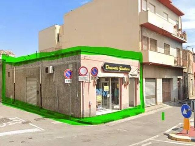 Locale Commerciale in vendita a Cepola, Quartu Sant'elena