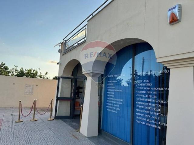 Locale Commerciale in vendita a Sant'Andrea, Quartu Sant'elena