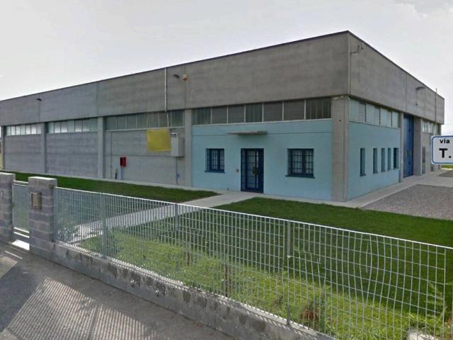 Locale Commerciale in vendita a Unione dei comuni Isola Mantovana, Quingentole