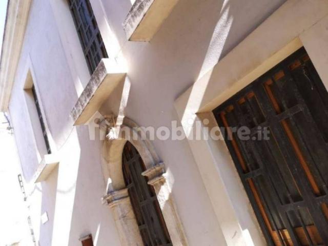 Locale Commerciale in vendita a Raddusa, Sicilia