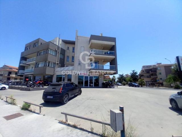 Locale Commerciale in vendita a Annunziata, Ragusa