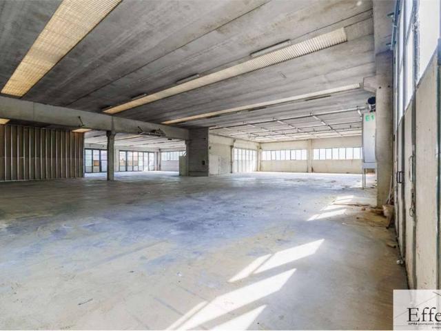 Locale Commerciale in vendita a Comunità Montana Valli del Verbano, Rancio Valcuvia