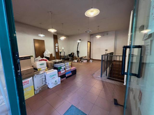 Locale Commerciale in vendita a San Biagio, Ravenna