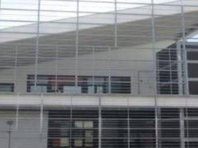 Locale Commerciale in vendita a Ravenna, Reggio Emilia