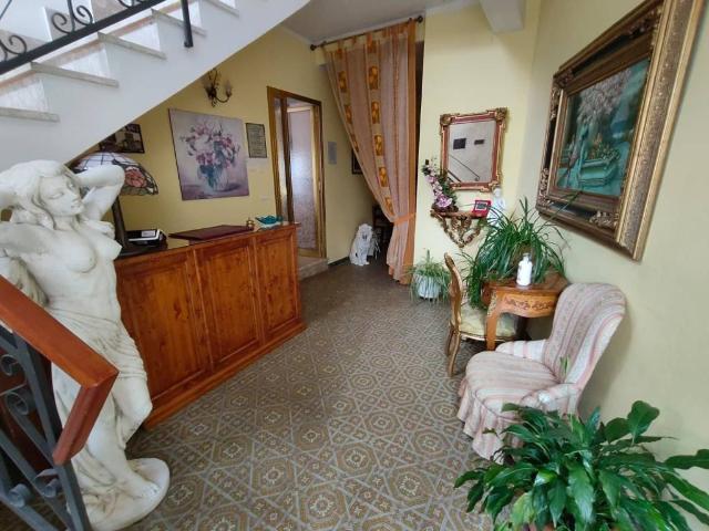 Locale Commerciale in vendita a Unione di Comuni Valdarno e Valdisieve, Reggello