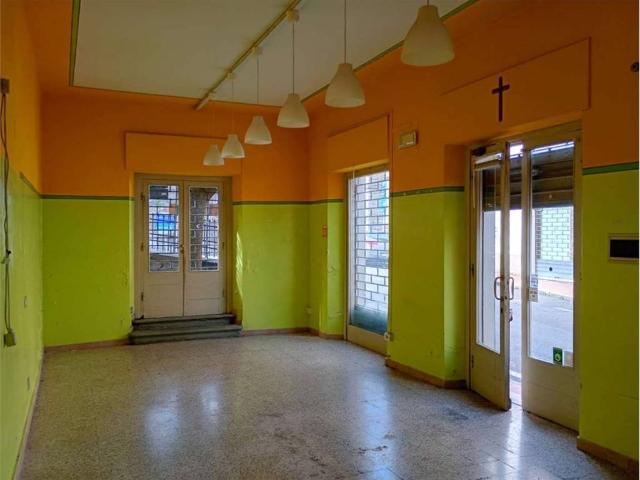 Locale Commerciale in vendita a Unione di Comuni Valdarno e Valdisieve, Reggello