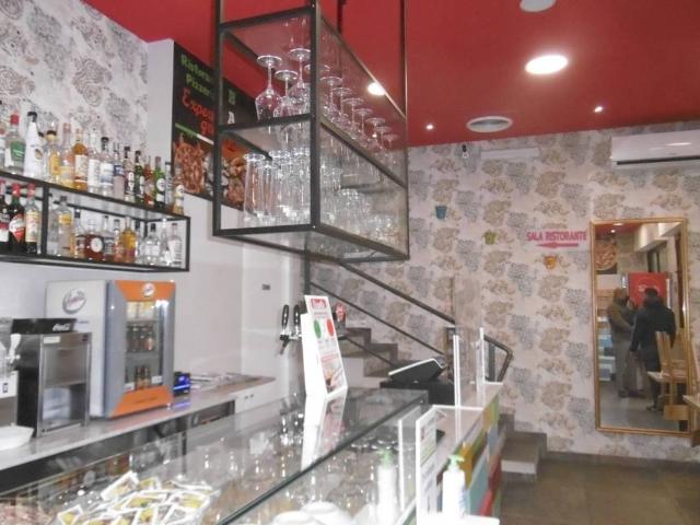 Locale Commerciale in vendita a San Pietro città, Re