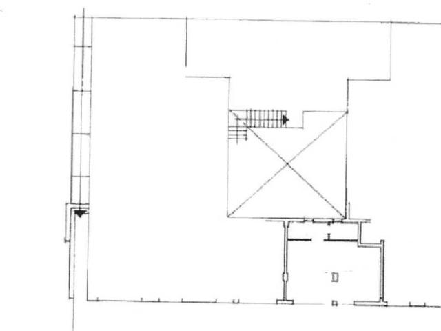 Locale Commerciale in vendita a Re, Reggio Emilia