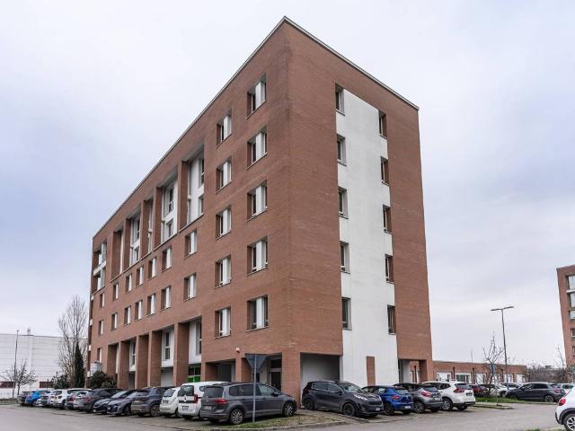 Locale Commerciale in vendita a Mancasale, Re
