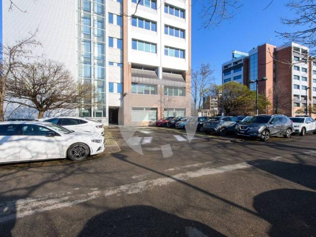 Locale Commerciale in vendita a San Prospero Strinati, Re