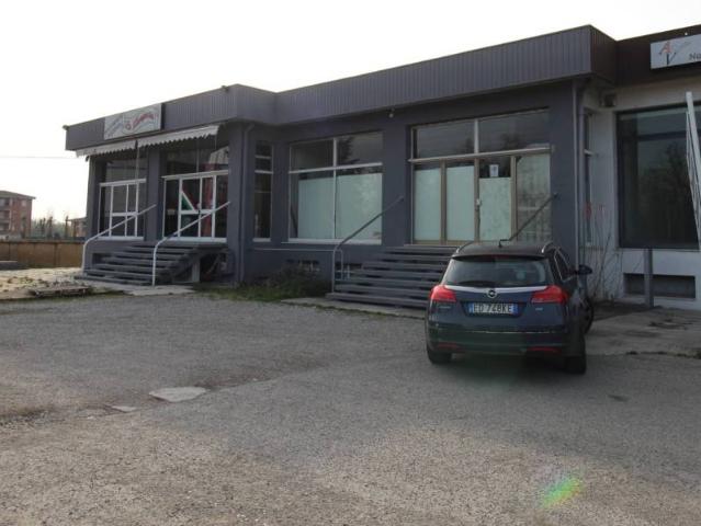 Locale Commerciale in vendita a Zona Industriale Mancasale, Reggio Emilia