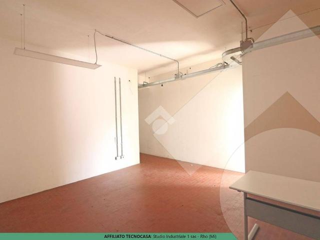 Locale Commerciale in vendita a Cascina Mazzino, Rho