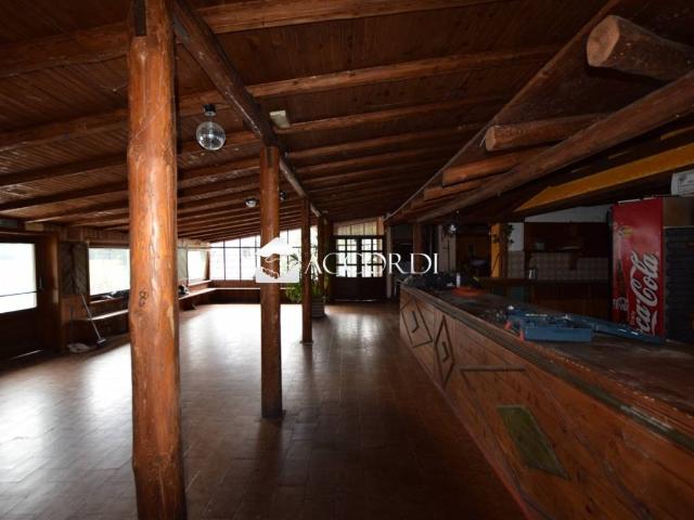 Locale Commerciale in vendita a Fonte, Riese Pio X