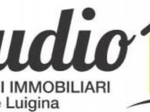 Locale Commerciale in vendita a Regina Pacis, Rieti