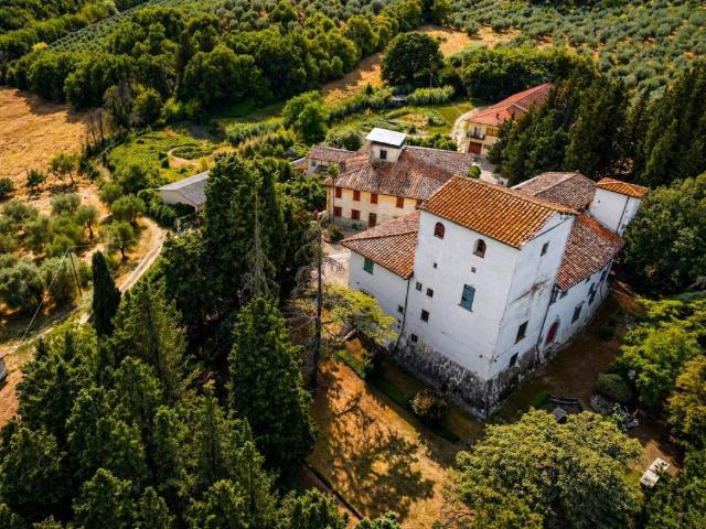 Palazzo in vendita a Torri, Rignano Sull'arno