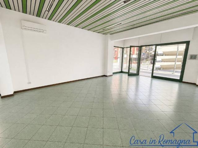 Locale Commerciale in vendita a Rimini, Reggio Emilia