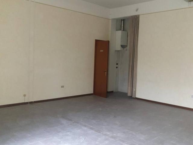 Locale Commerciale in vendita a Pianura Reggiana, Re