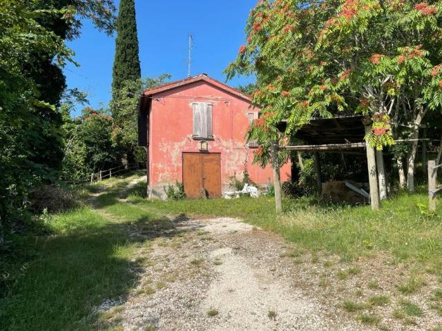 Locale Commerciale in vendita a Unione della Romagna Faentina, Riolo Terme