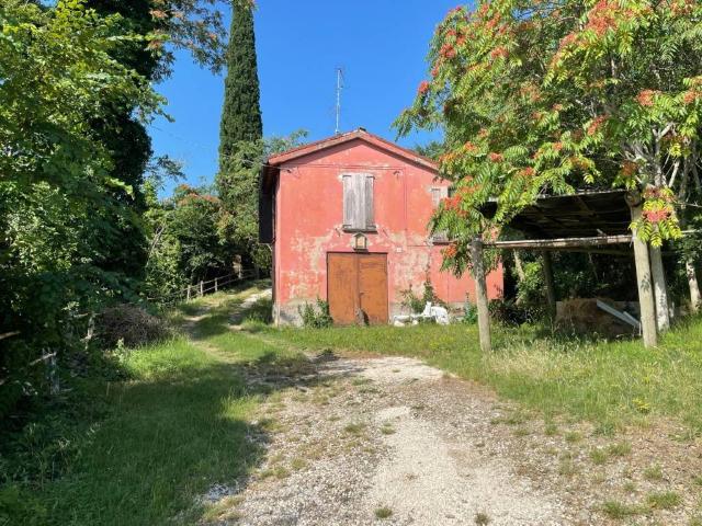 Locale Commerciale in vendita a Unione della Romagna Faentina, Riolo Terme