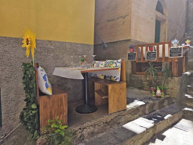 Locale Commerciale in vendita a Riomaggiore, Liguria
