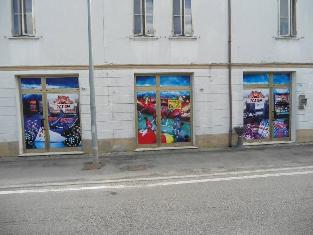Locale Commerciale in vendita a Unione Terre e Fiumi, Ro