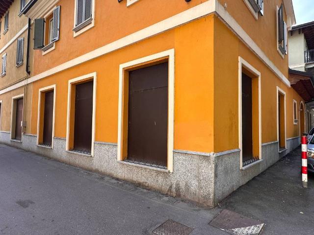 Locale Commerciale in vendita a Rivanazzano, Lombardia