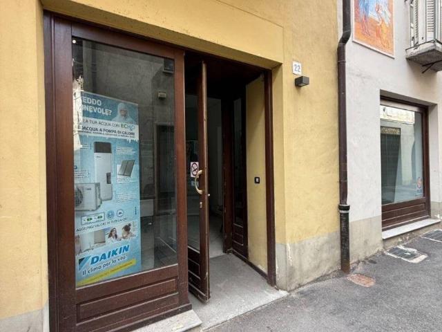 Locale Commerciale in vendita a Piemonte, Torino