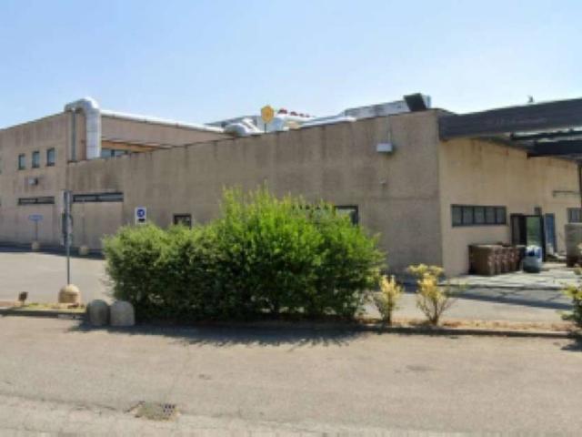 Locale Commerciale in vendita a Pieve Dugliara, Rivergaro