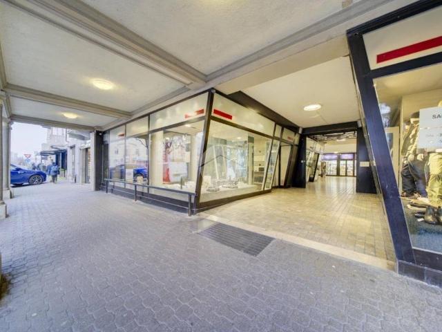Locale Commerciale in vendita a Piemonte, Torino