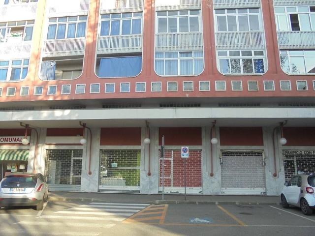 Locale Commerciale in vendita a Maiasco, Piemonte
