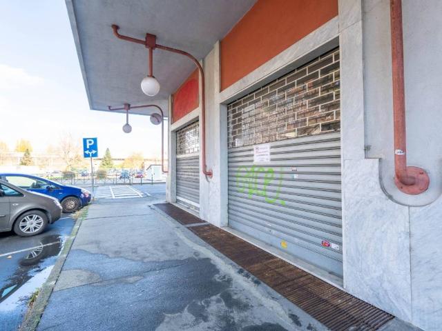 Locale Commerciale in vendita a Maiasco, Piemonte
