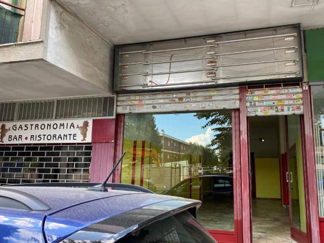 Locale Commerciale in vendita a Piemonte, Torino