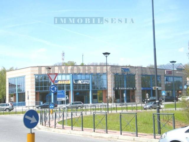 Locale Commerciale in vendita a Piemonte, Vercelli