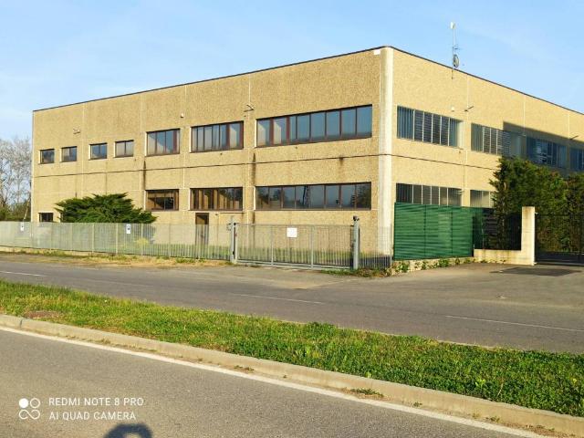 Locale Commerciale in vendita a Piemonte, Torino