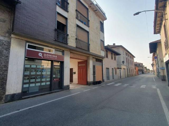 Locale Commerciale in vendita a Robecchetto, Robecchetto Con Induno