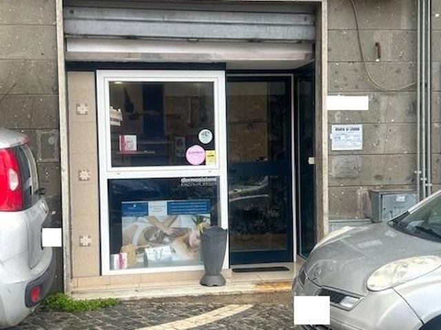 Locale Commerciale in vendita a Roma Capitale, Lazio