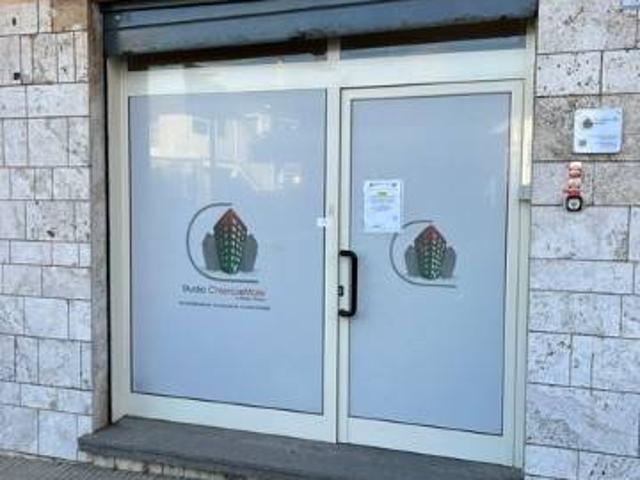 Locale Commerciale in vendita a Roma Capitale, Lazio