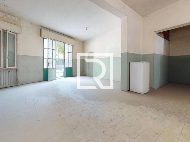 Locale Commerciale in vendita a Unione di Comuni della Romagna Forlivese, Rocca San Casciano