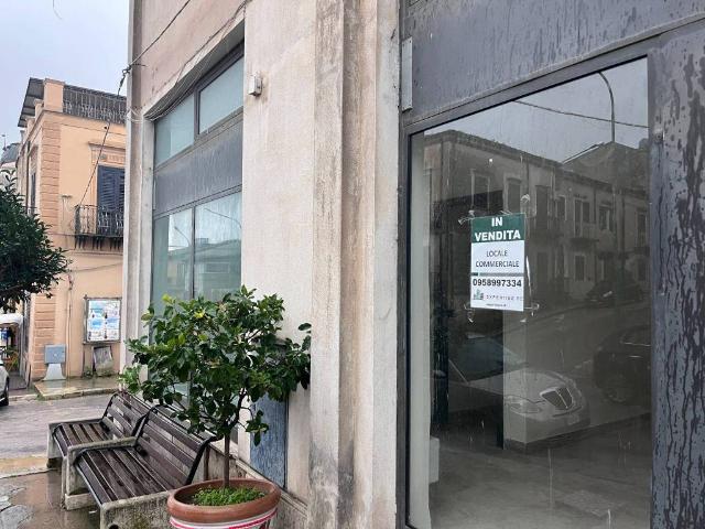 Locale Commerciale in vendita a Roccapalumba, Sicilia