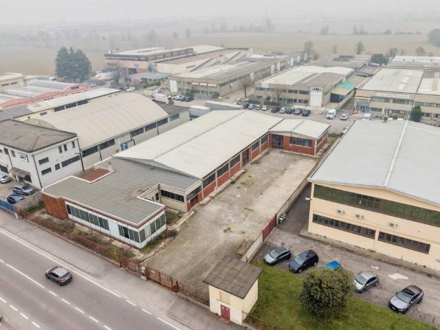 Locale Commerciale in vendita a Rodano, Lombardia