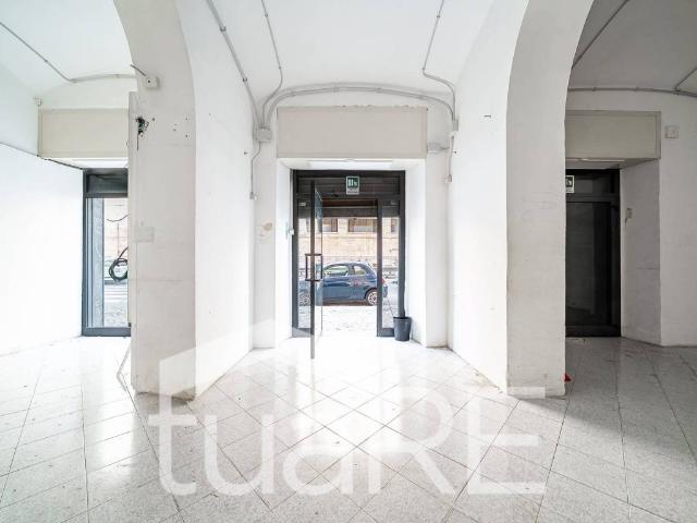 Locale Commerciale in vendita a Municipio Roma I, Roma Capitale