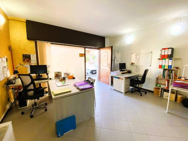 Locale Commerciale in vendita a Settebagni, Roma Capitale