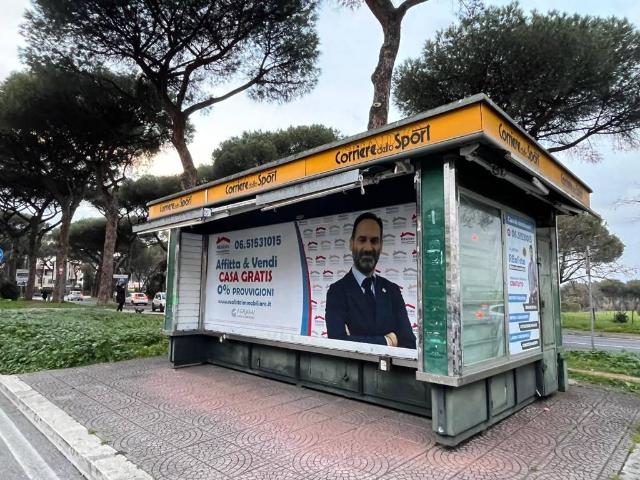 Locale Commerciale in vendita a Municipio Roma VIII, Roma Capitale