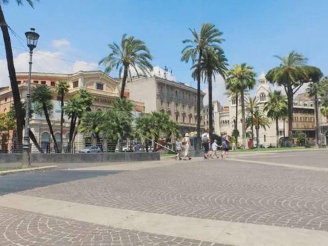 Locale Commerciale in vendita a Municipio Roma I, Roma Capitale