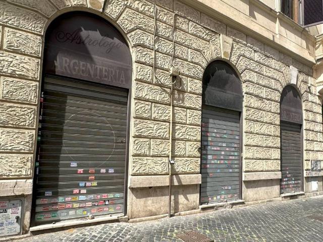Locale Commerciale in vendita a Municipio Roma I, Roma Capitale